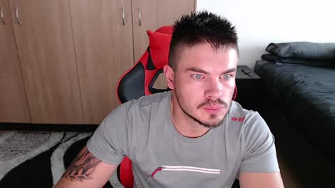 Snapshot of blueeyeboy0 chatting on 01-15-25, 12:15 blueeyeboy0 online show from 01-15-25, 12:15