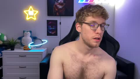 Snapshot of blueeyedtallguy chatting on 12-04-24, 04:54 blueeyedtallguy online show from 12-04-24, 04:54