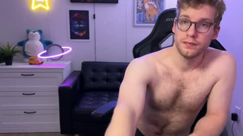 Snapshot of blueeyedtallguy chatting on 12-05-24, 03:48 blueeyedtallguy online show from 12-05-24, 03:48