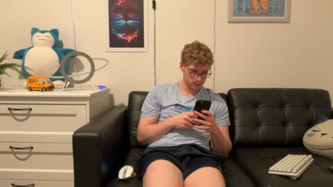 Snapshot of blueeyedtallguy chatting on 12-14-24, 08:23 blueeyedtallguy online show from 12-14-24, 08:23