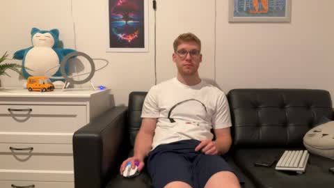 Snapshot of blueeyedtallguy chatting on 12-14-24, 10:50 blueeyedtallguy online show from 12-14-24, 10:50