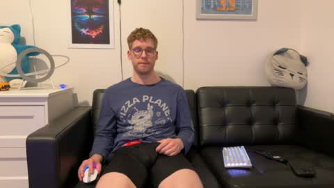 Snapshot of blueeyedtallguy chatting on 12-29-24, 06:24 blueeyedtallguy online show from 12-29-24, 06:24