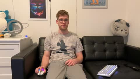 Snapshot of blueeyedtallguy chatting on 12-30-24, 07:04 blueeyedtallguy online show from 12-30-24, 07:04