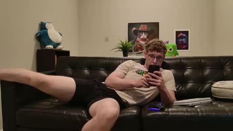 Snapshot of blueeyedtallguy chatting on 09-19-25, 01:51 blueeyedtallguy online show from 09-19-25, 01:51