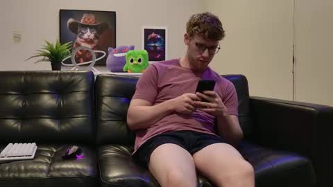 Snapshot of blueeyedtallguy chatting on 10-03-25, 01:13 blueeyedtallguy online show from 10-03-25, 01:13