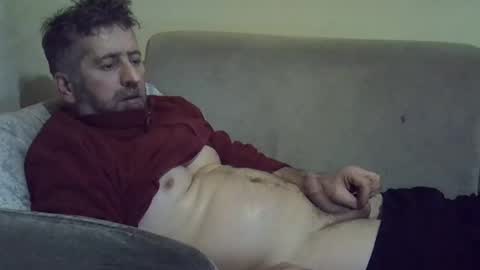 Snapshot of bluehot59 chatting on 02-04-25, 06:17 blue online show from 02-04-25, 06:17