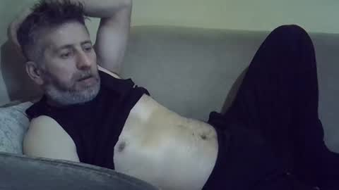 Snapshot of bluehot59 chatting on 02-11-25, 04:56 blue online show from 02-11-25, 04:56