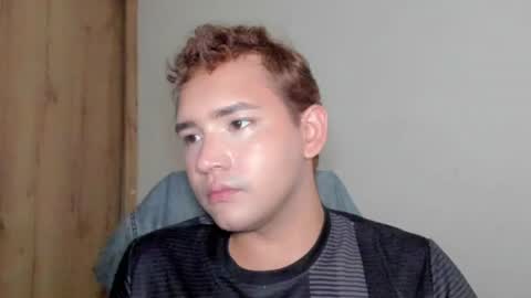 Snapshot of bluehsunny chatting on 06-26-26, 08:02 alexander online show from 06-26-26, 08:02