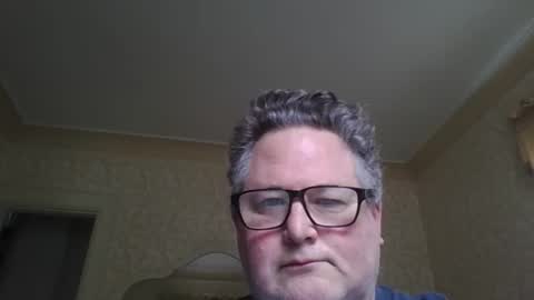 bluemoose70 online show from 10-25-25, 04:46