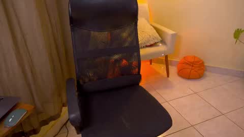 FLORAA online show from 11-15-25, 09:17