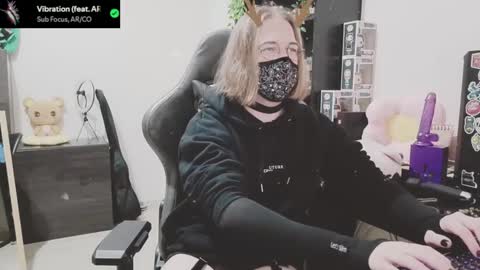 Blue online show from 01-12-26, 10:37