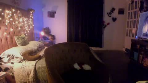 Snapshot of blumasweet chatting on 12-24-24, 09:06 Bluma Sweet online show from 12-24-24, 09:06