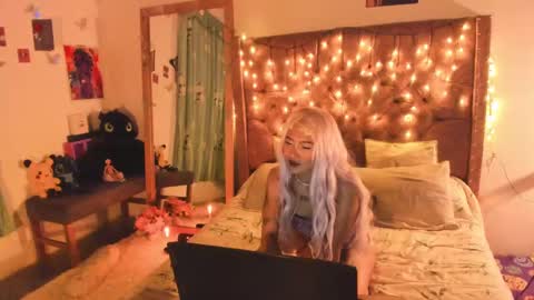 Snapshot of blumasweet chatting on 03-06-25, 06:52 Bluma Sweet online show from 03-06-25, 06:52