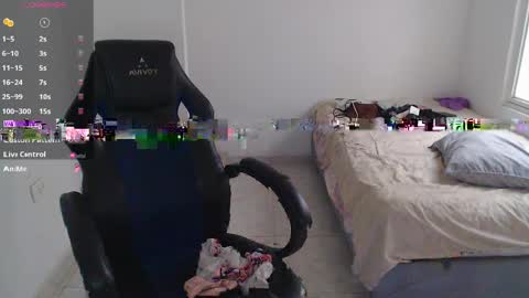  Hey guysI am BrendaWelcome my room online show from 04-07-26, 09:04