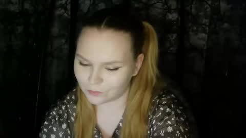 blushing_star online show from 10-22-25, 06:18