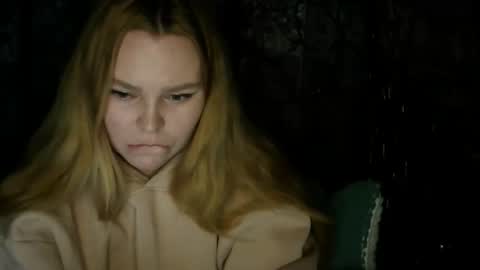 blushing_star online show from 11-03-25, 04:30