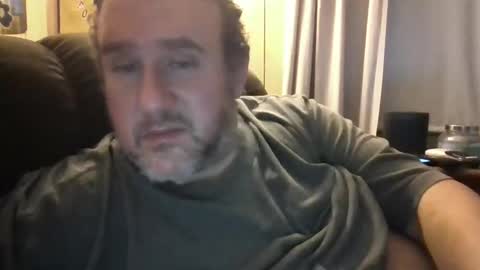 Snapshot of bman233450 chatting on 09-24-25, 03:32 bman233450 online show from 09-24-25, 03:32