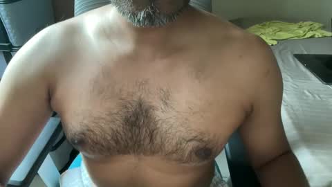 Snapshot of bmporn87 chatting on 02-17-25, 12:05 Horny Ben online show from 02-17-25, 12:05