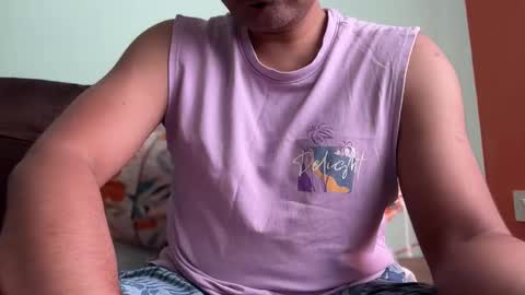 Snapshot of bmporn87 chatting on 10-13-25, 09:53 Horny Ben online show from 10-13-25, 09:53