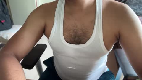 Snapshot of bmporn87 chatting on 11-19-25, 10:15 Horny Ben online show from 11-19-25, 10:15