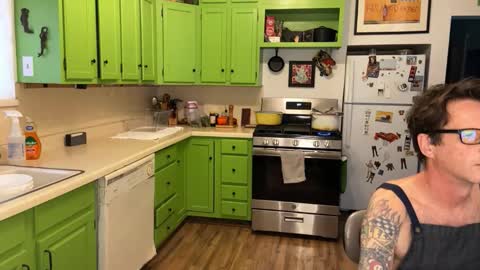 Snapshot of bnczuperzexy chatting on 03-04-26, 12:38 ZuperZexyZounds online show from 03-04-26, 12:38