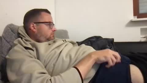 bobbele94 online show from 09-23-25, 06:22