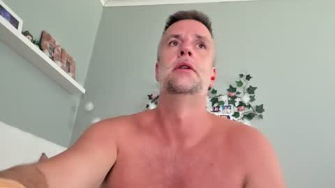 Snapshot of bobberman78 chatting on 07-10-26, 08:18 Dan online show from 07-10-26, 08:18