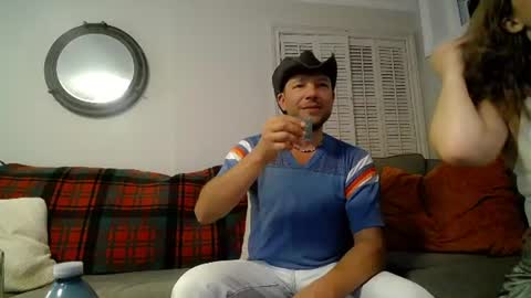 Bobby and Sadie online show from 06-18-26, 04:02