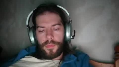 Snapshot of bobbysinger2009 chatting on 03-12-25, 05:49 bobbysinger2009 online show from 03-12-25, 05:49