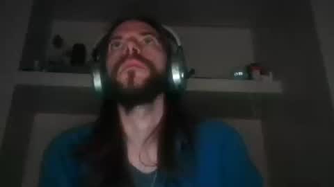 Snapshot of bobbysinger2009 chatting on 11-14-25, 04:38 bobbysinger2009 online show from 11-14-25, 04:38