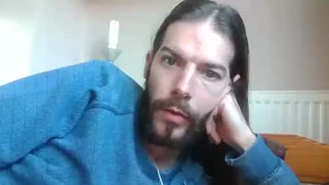 Snapshot of bobbysinger2009 chatting on 12-02-25, 12:43 bobbysinger2009 online show from 12-02-25, 12:43