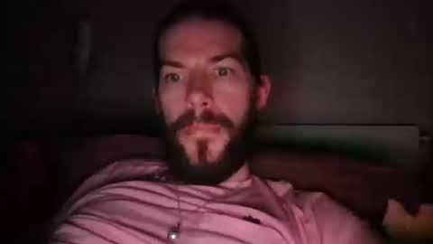 Snapshot of bobbysinger2009 chatting on 12-14-25, 11:09 bobbysinger2009 online show from 12-14-25, 11:09