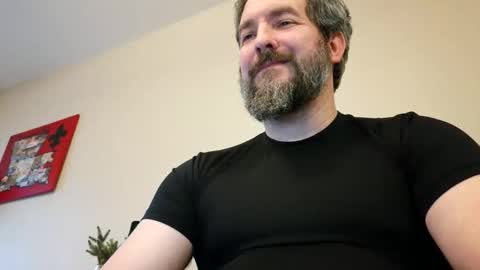 Snapshot of bobchmw chatting on 01-11-26, 01:49 Bobchmw online show from 01-11-26, 01:49