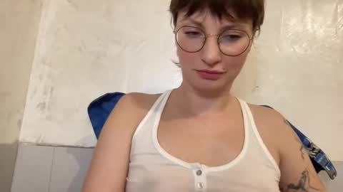 Snapshot of bobwig4 chatting on 11-01-25, 09:28 Tips prfr 11-55-111 tok online show from 11-01-25, 09:28