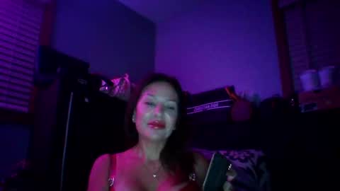 milf online show from 10-06-25, 03:26
