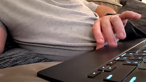 Snapshot of bodofdad chatting on 10-20-25, 03:18 bodofdad online show from 10-20-25, 03:18