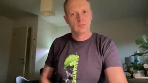 ask me online show from 12-21-25, 03:52