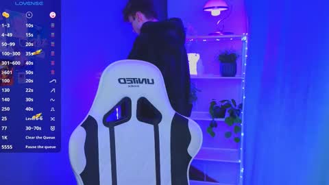 ALEXPVT IS OPEN online show from 02-21-25, 06:15