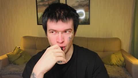 Snapshot of boicute chatting on 05-04-26, 01:56 ALEXPVT IS OPEN online show from 05-04-26, 01:56