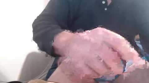 bolbil1 online show from 10-28-25, 01:25