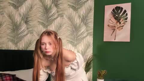 Snapshot of boldbutterfly chatting on 11-03-25, 03:30 Kira online show from 11-03-25, 03:30