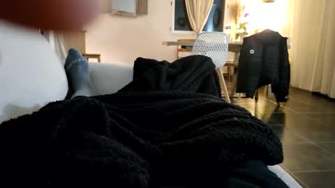 Snapshot of bomale89 chatting on 02-20-25, 10:37 bomale89 online show from 02-20-25, 10:37