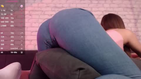 Aria online show from 12-15-25, 04:28