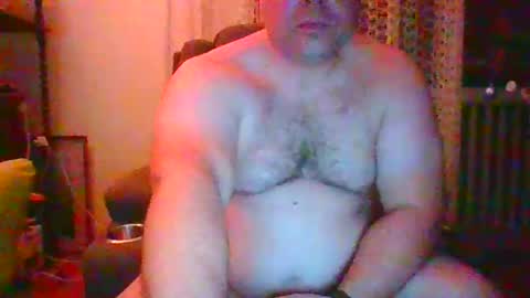 Snapshot of bondsuckslut chatting on 01-11-25, 09:46 borntosuck online show from 01-11-25, 09:46