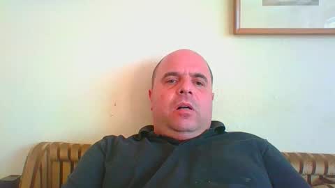 Snapshot of bondsuckslut chatting on 03-15-26, 12:11 borntosuck online show from 03-15-26, 12:11