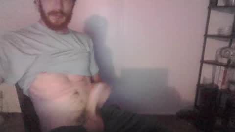 Snapshot of bone_daddy_4u chatting on 09-14-25, 04:22 Bone daddy online show from 09-14-25, 04:22