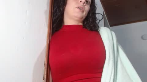 Snapshot of bonie_12 chatting on 06-18-26, 06:24 . Bonnie online show from 06-18-26, 06:24