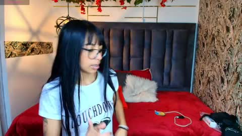 BONIE WILLS online show from 04-06-26, 12:28