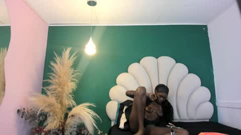 bonieklent online show from 12-24-24, 03:38