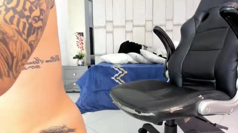 Bonnie  online show from 02-26-25, 05:28